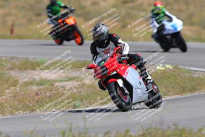 media/Apr-22-2023-TrackXperience (Sat) [[0ce6802930]]/Level 1/session 2 turn 5/